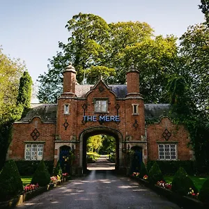 the-mere-golf-resort-spa.hotelsin-chester.com/