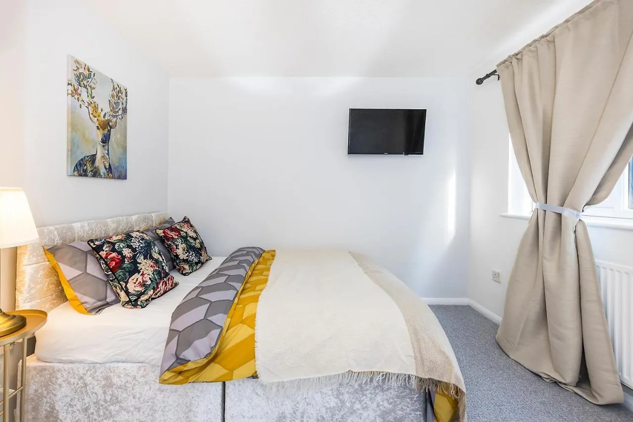 Inglewood Hub Hotel London 0*,