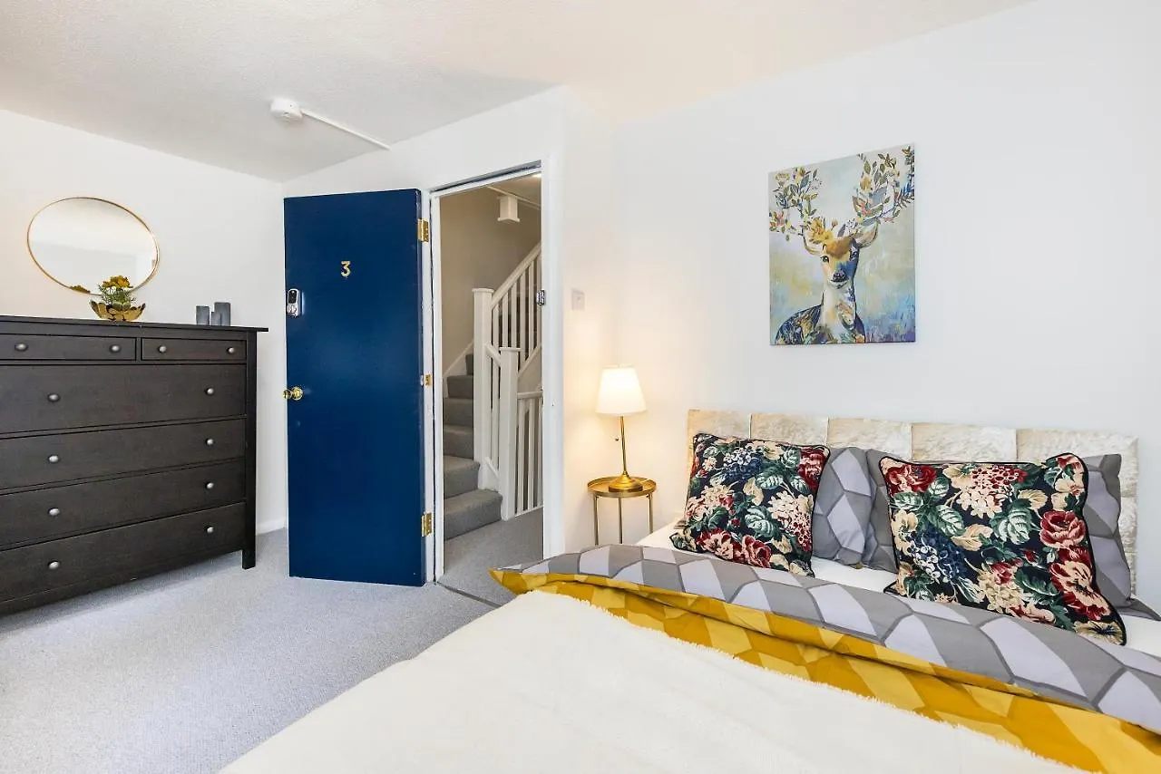 Inglewood Hub Hotel London Guest house